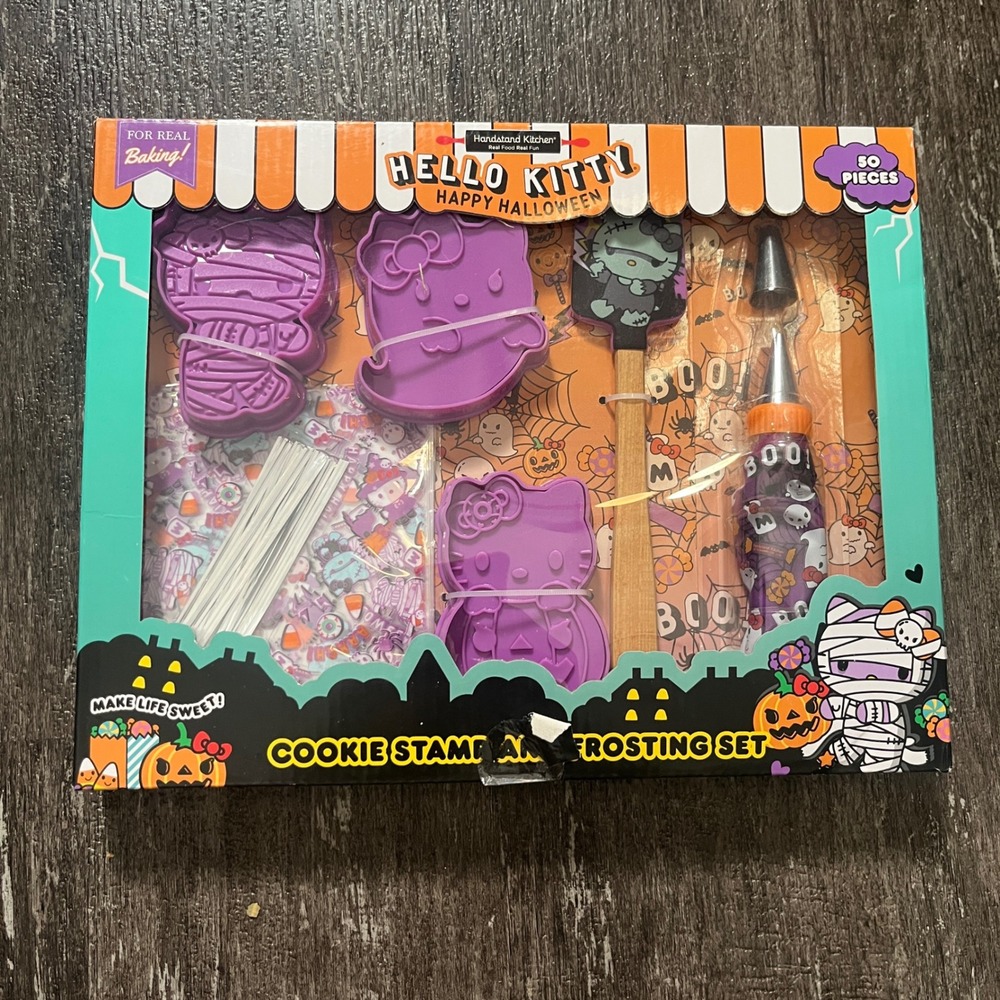 Hello Kitty Happy Halloween Cookie Stamps and Frosting Set 50 Pieces
